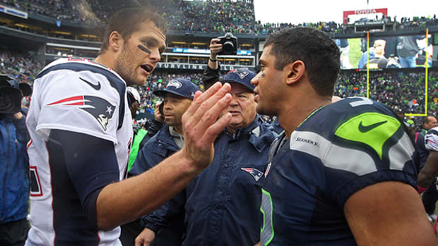 Hawks or Pats? SI Kids Picks Super Bowl XLIX!